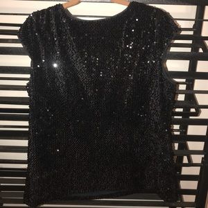Black sequined top clap sleeve top 🤩 $11 xxl